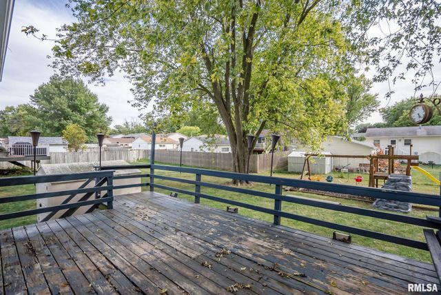 3549 W GARFIELD Street, Davenport, IA 52804