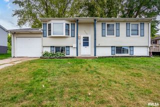 3549 W GARFIELD Street, Davenport, IA 52804