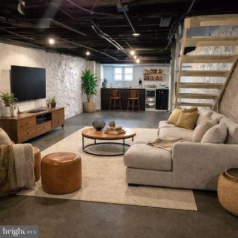 918 N BENTALOU ST, Baltimore, MD 21216