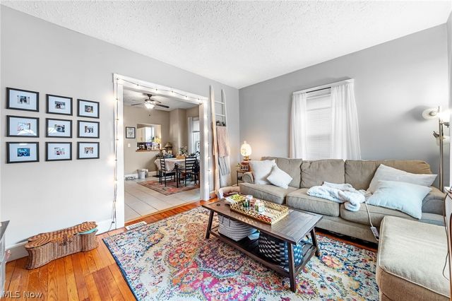 1281 Cook Avenue, Lakewood, OH 44107