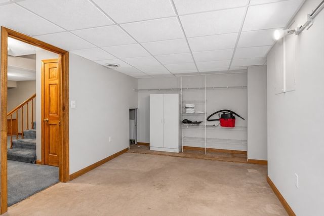 759 Wellman Avenue 759, Chelmsford, MA 01863
