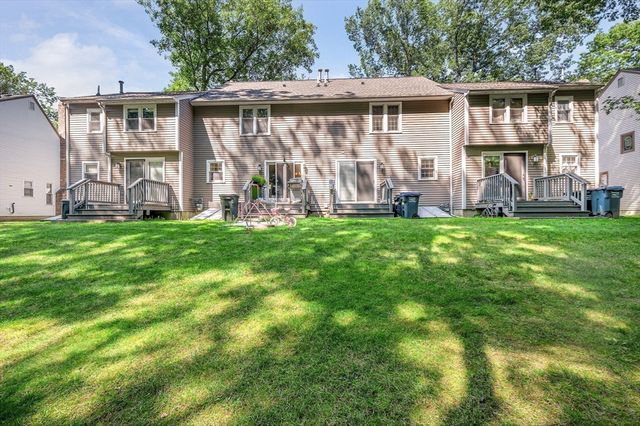 759 Wellman Avenue 759, Chelmsford, MA 01863