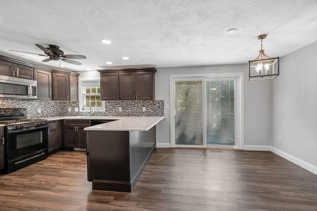 759 Wellman Avenue 759, Chelmsford, MA 01863