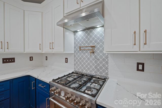 14506 Harvington Drive, Huntersville, NC 28078