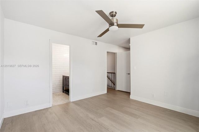 2757 NE 165th Ter 28, North Miami Beach, FL 33160