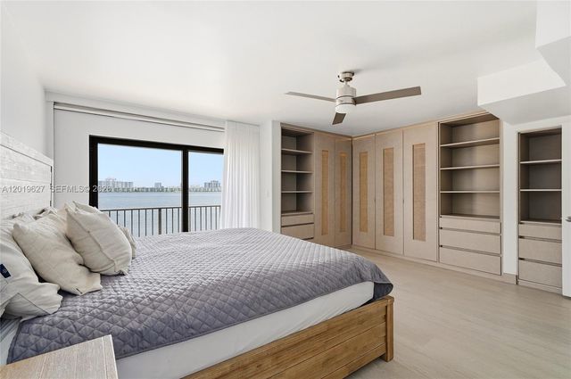 2757 NE 165th Ter 28, North Miami Beach, FL 33160