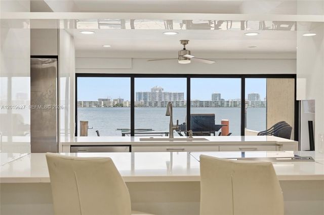 2757 NE 165th Ter 28, North Miami Beach, FL 33160