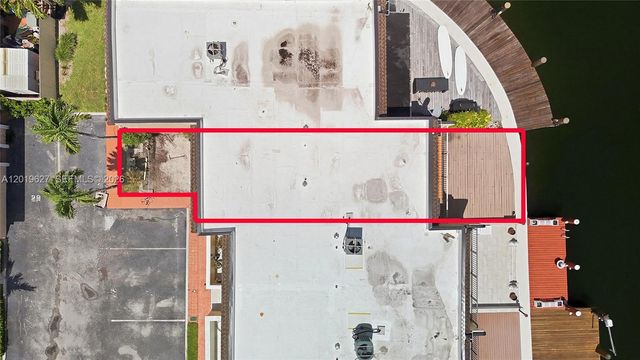 2757 NE 165th Ter 28, North Miami Beach, FL 33160
