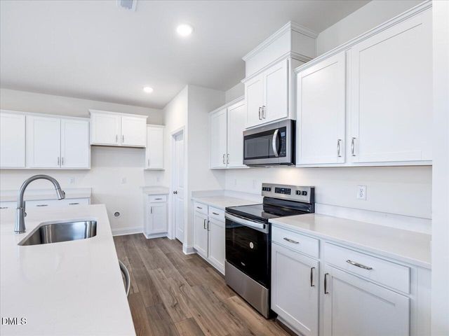 1609 Briar Brook Lane, Zebulon, NC 27597