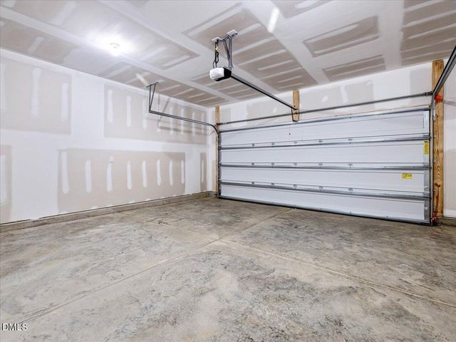 1609 Briar Brook Lane, Zebulon, NC 27597