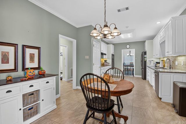 68 Aberdeen Drive, Little Rock, AR 72223