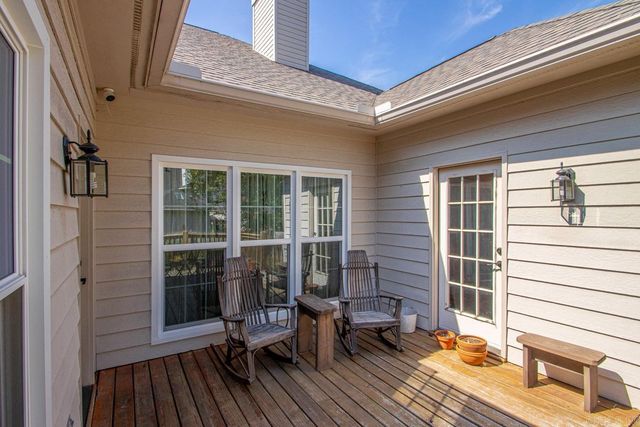 68 Aberdeen Drive, Little Rock, AR 72223