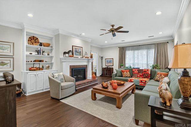 68 Aberdeen Drive, Little Rock, AR 72223