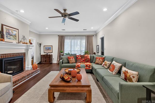 68 Aberdeen Drive, Little Rock, AR 72223