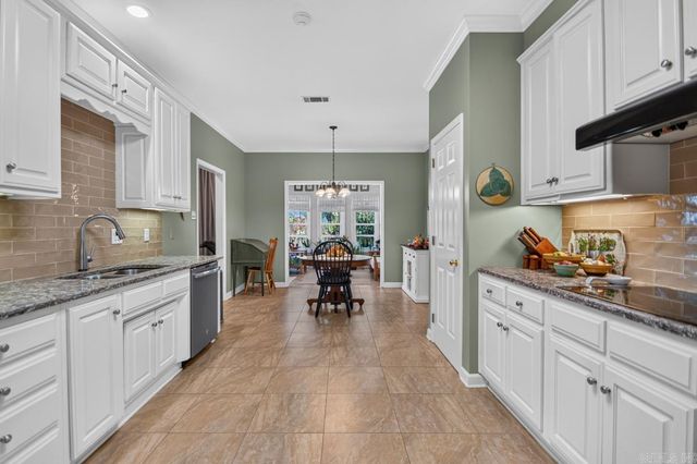 68 Aberdeen Drive, Little Rock, AR 72223