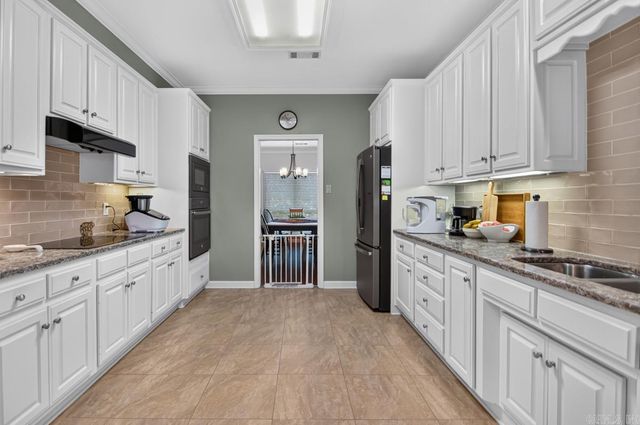 68 Aberdeen Drive, Little Rock, AR 72223