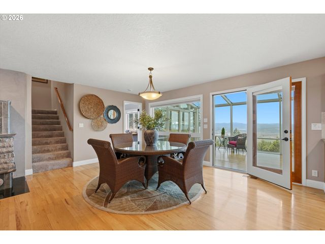 25445 Ne BALD PEAK Rd, Hillsboro, OR 97123