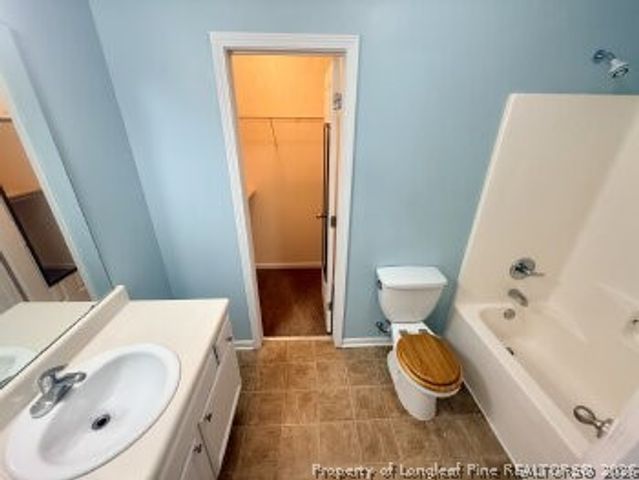 138 Collinwood Drive, Raeford, NC 28376