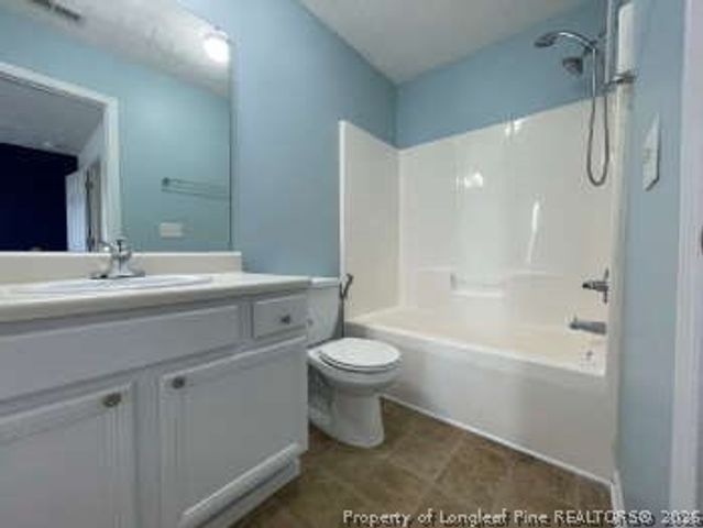 138 Collinwood Drive, Raeford, NC 28376