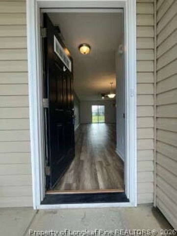 138 Collinwood Drive, Raeford, NC 28376