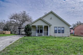711 S 7TH ST, Kenedy, TX 78119