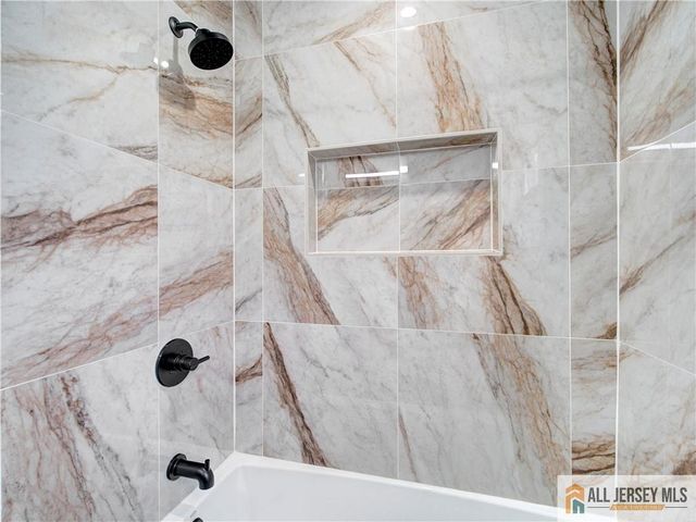 2 Anne Street, South River, NJ 08882