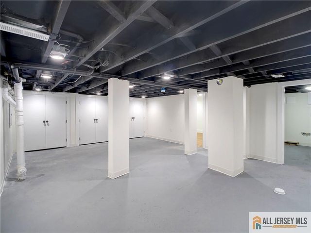 2 Anne Street, South River, NJ 08882