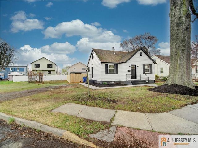 2 Anne Street, South River, NJ 08882