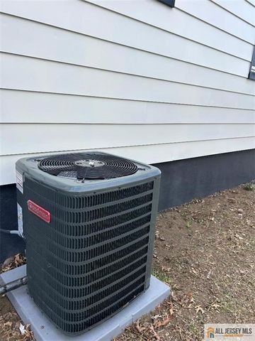 2 Anne Street, South River, NJ 08882