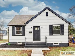 2 Anne Street, South River, NJ 08882