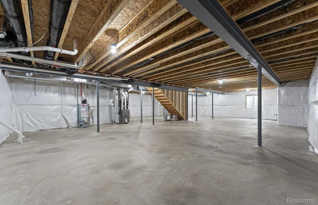 51105 Deerbrook Drive, Macomb Township, MI 48042