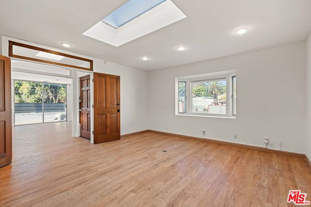 2951 Lincoln Boulevard, Santa Monica, CA 90405