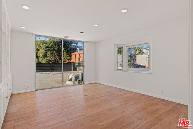 2951 Lincoln Boulevard, Santa Monica, CA 90405