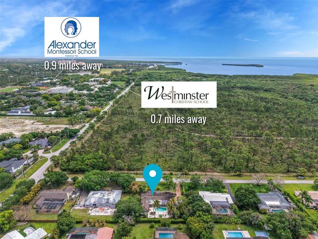 15280 SW 72nd Ave, Palmetto Bay, FL 33157