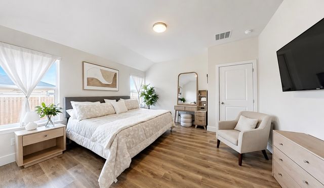 2216 Sadlers Creek Lane, Fort Worth, TX 76108