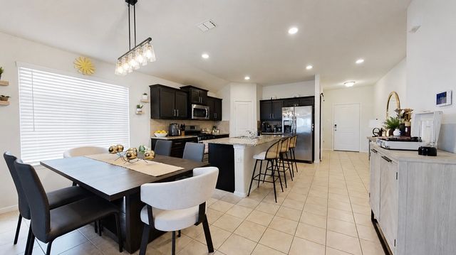 2216 Sadlers Creek Lane, Fort Worth, TX 76108