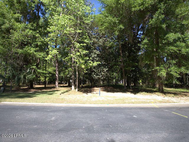 107 Palmetto Place, Beaufort, SC 29902