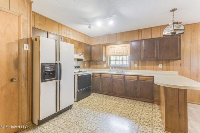 14030 Mays Road, Gulfport, MS 39503