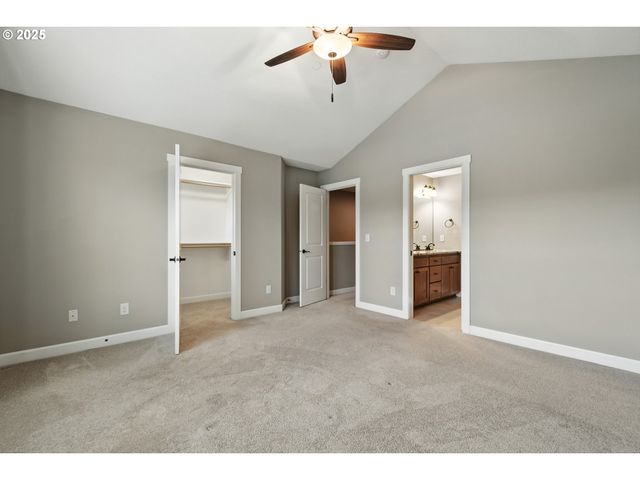 1915 Nw SAGE St, Camas, WA 98607
