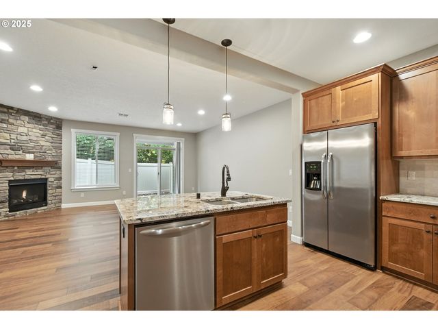 1915 Nw SAGE St, Camas, WA 98607