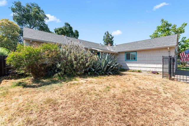 10805 Segovia Way, Rancho Cordova, CA 95670