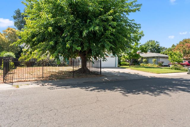 10805 Segovia Way, Rancho Cordova, CA 95670