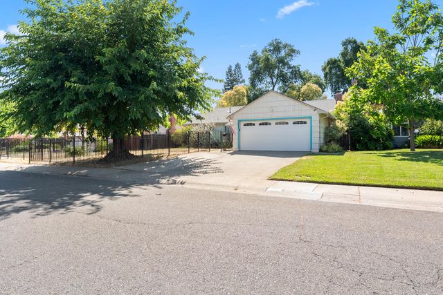 10805 Segovia Way, Rancho Cordova, CA 95670