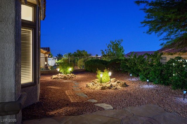 2620 Hanging Rock Drive, Las Vegas, NV 89134