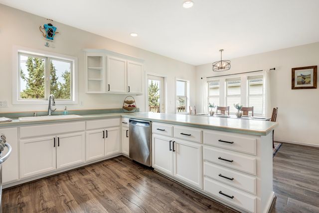 3773 SW Timber Avenue, Redmond, OR 97756