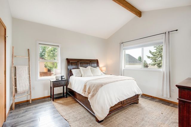 3773 SW Timber Avenue, Redmond, OR 97756