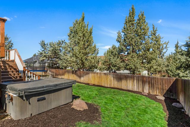3773 SW Timber Avenue, Redmond, OR 97756