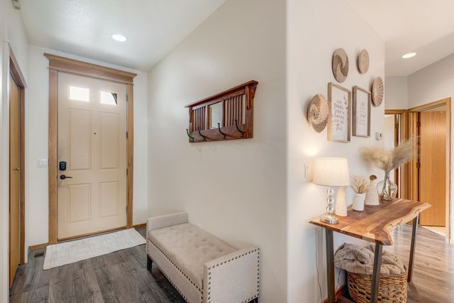 3773 SW Timber Avenue, Redmond, OR 97756