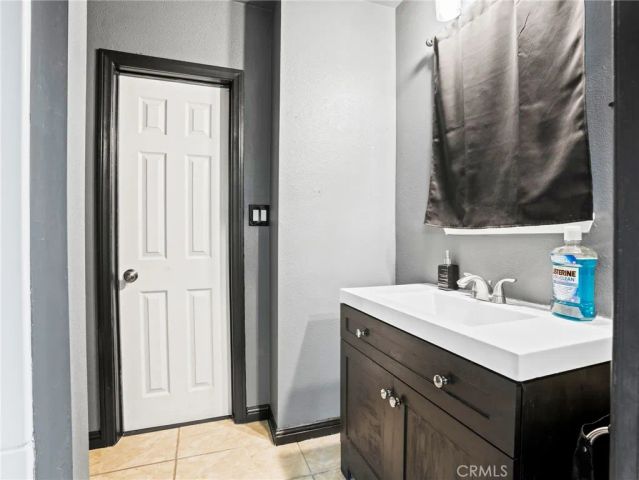 4620 East Charlton, Hemet, CA 92544
