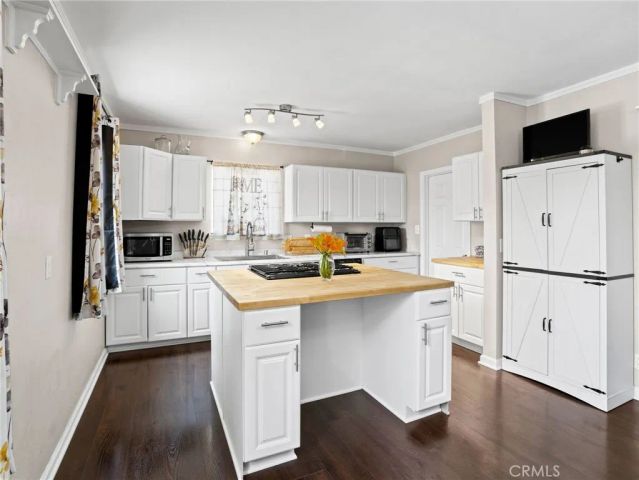 4620 East Charlton, Hemet, CA 92544